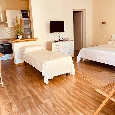 Casa Maka' Appartement Olbia Buitenkant foto